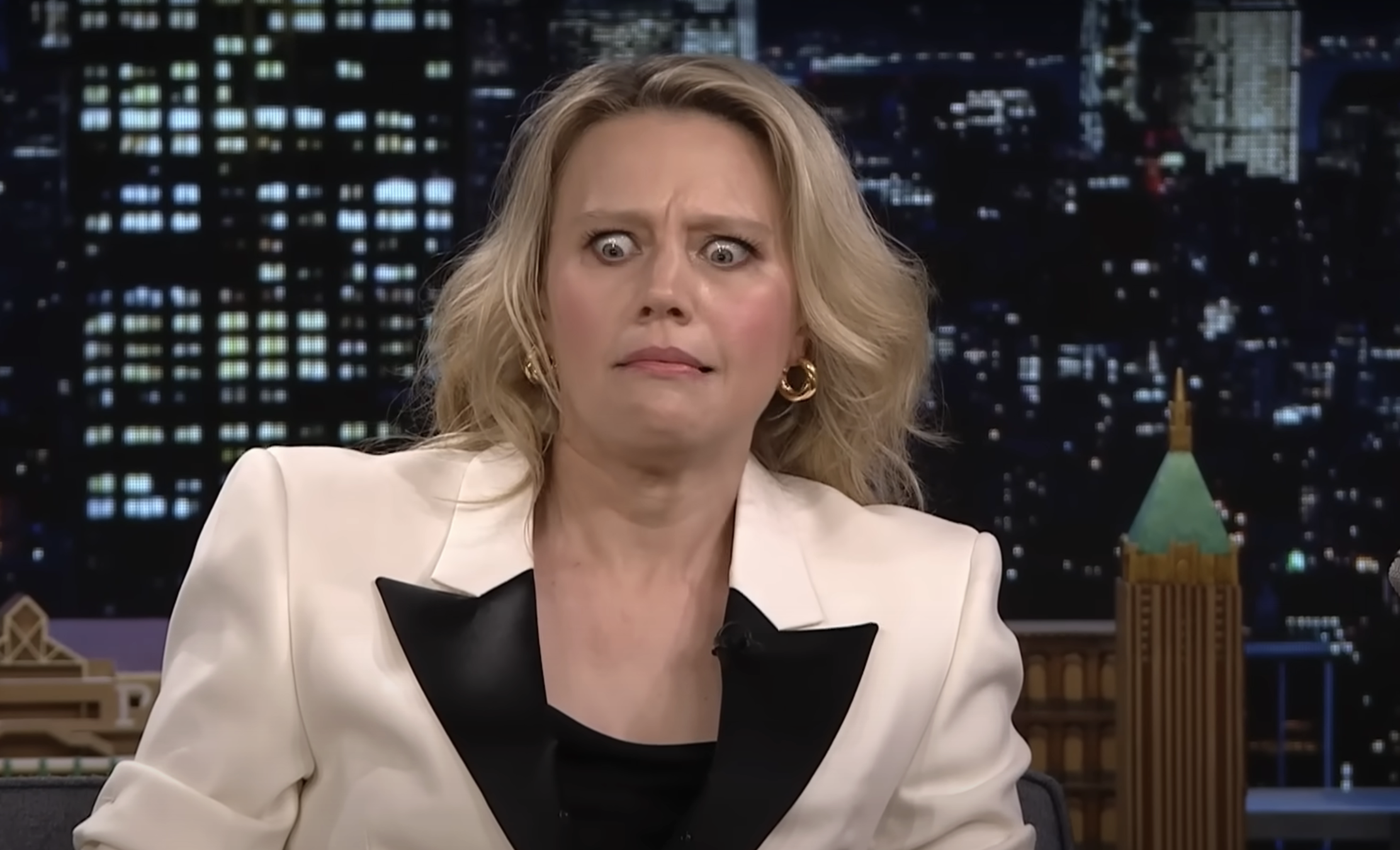 Kate McKinnon being interviewed on &quot;The Tonight Show&quot;