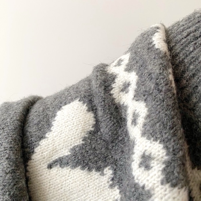 ユニクロのオススメのセーター「ジャカードクルーネックセーター（長袖）」