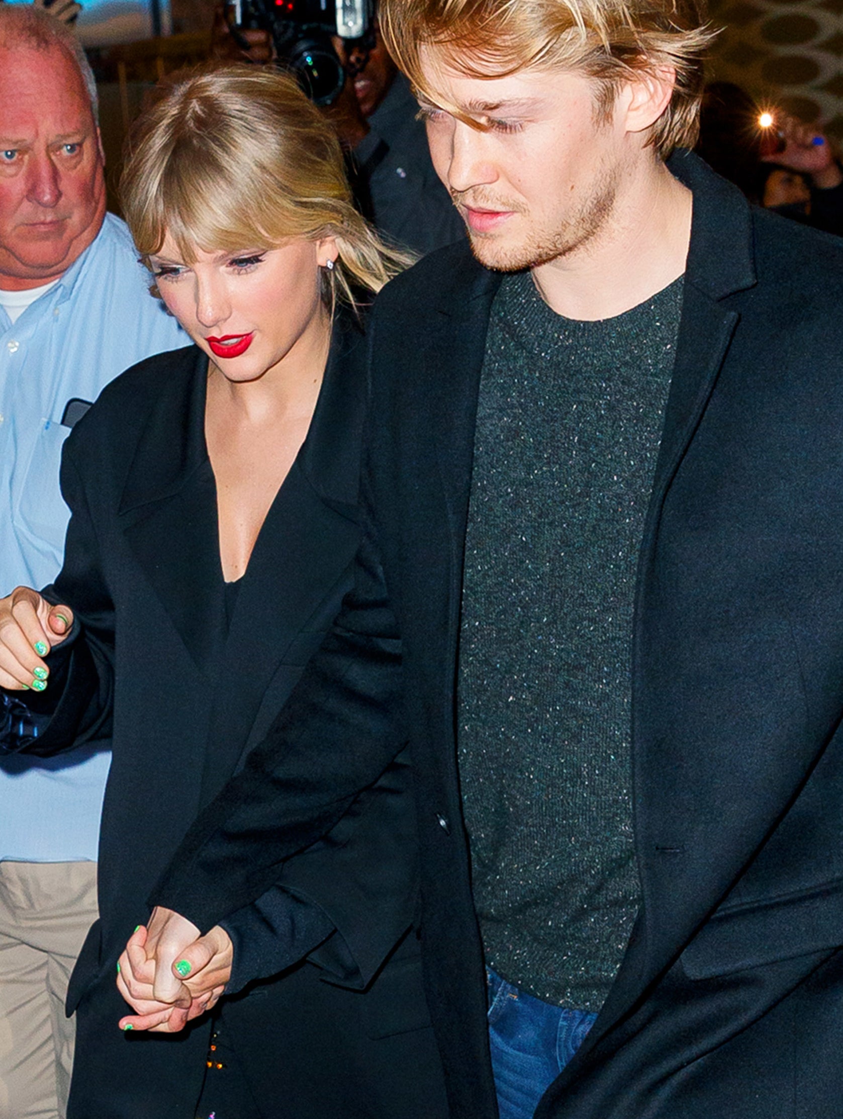 Taylor Swift Accused Of Shading Ex Joe Alwyn In Time Interview 