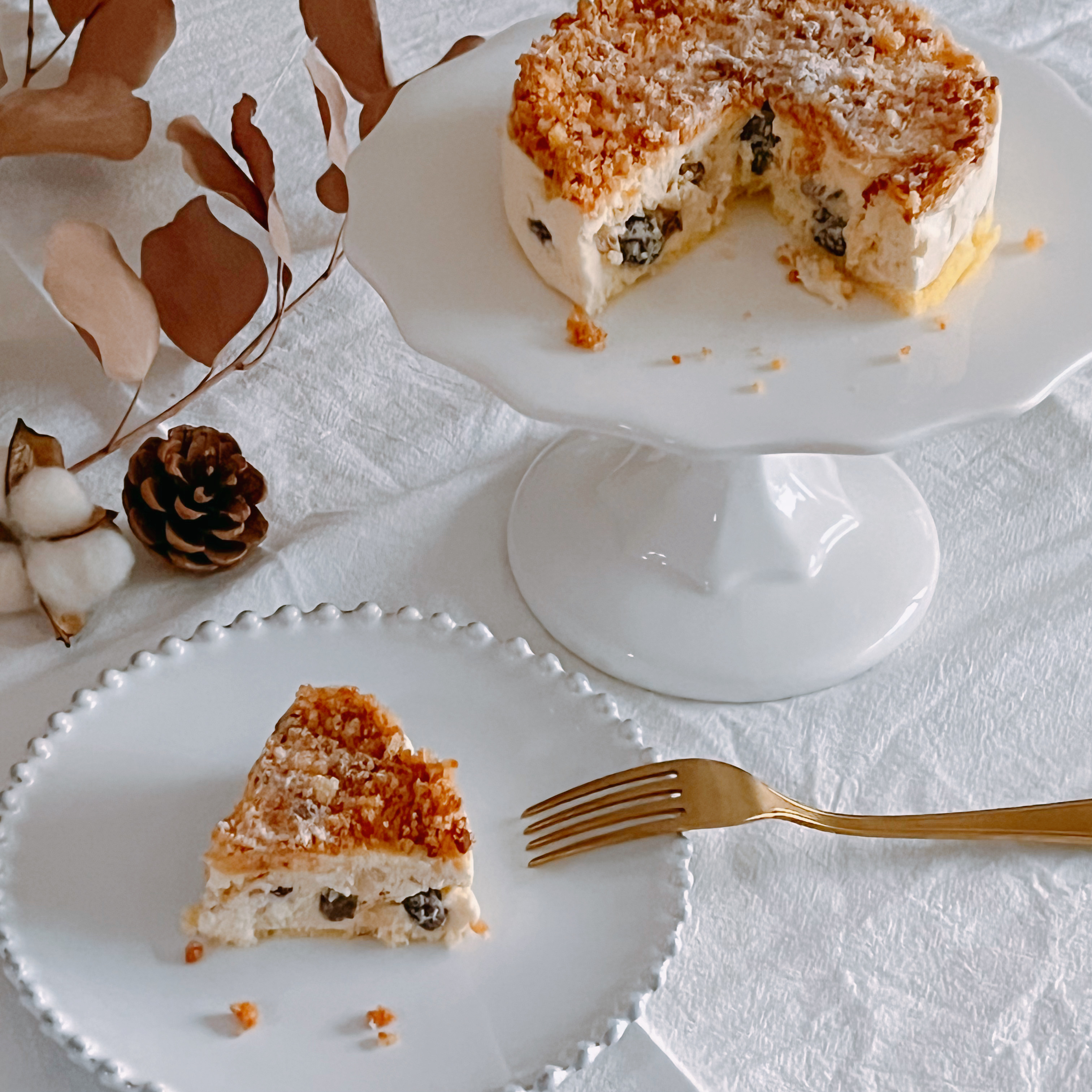 成城石井のオススメ「生プレミアムレアチーズケーキ（ホール）」