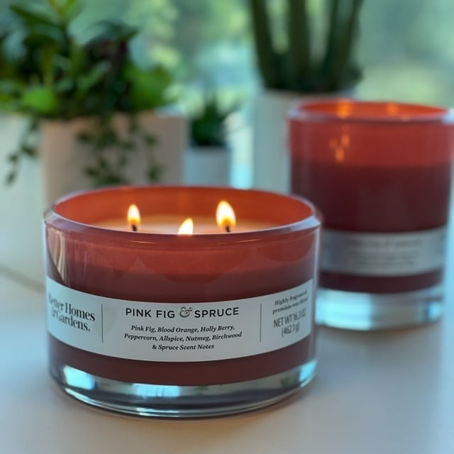 the pink fig and spruce candle