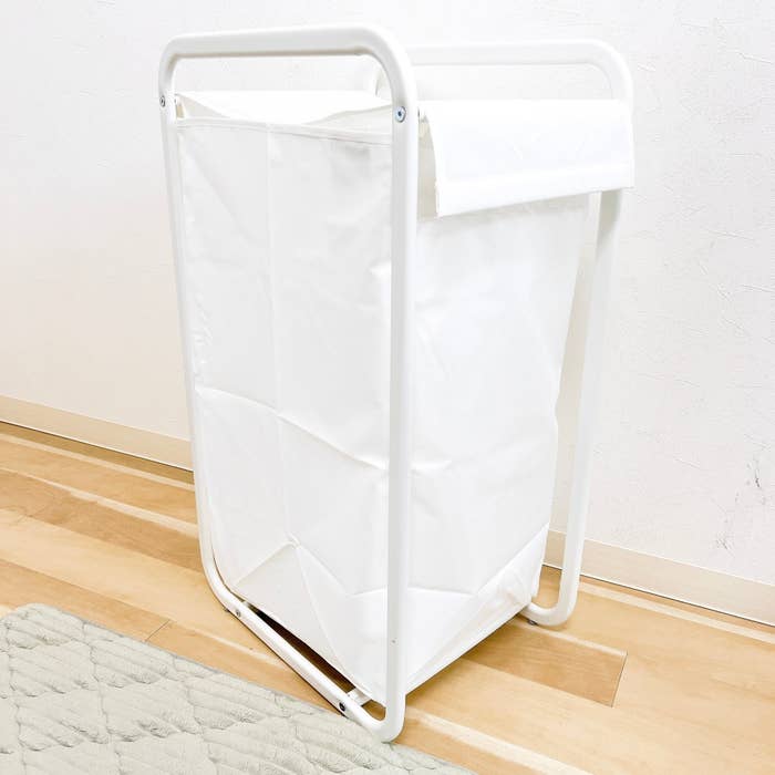 IKEA（イケア）のオススメの収納「ALGOT アルゴート 収納バッグ スタンド付き, ホワイト」
