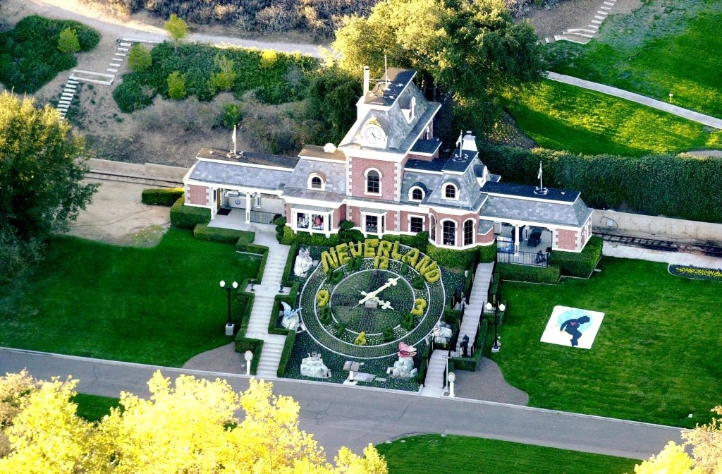 aerial view of the neverland estate