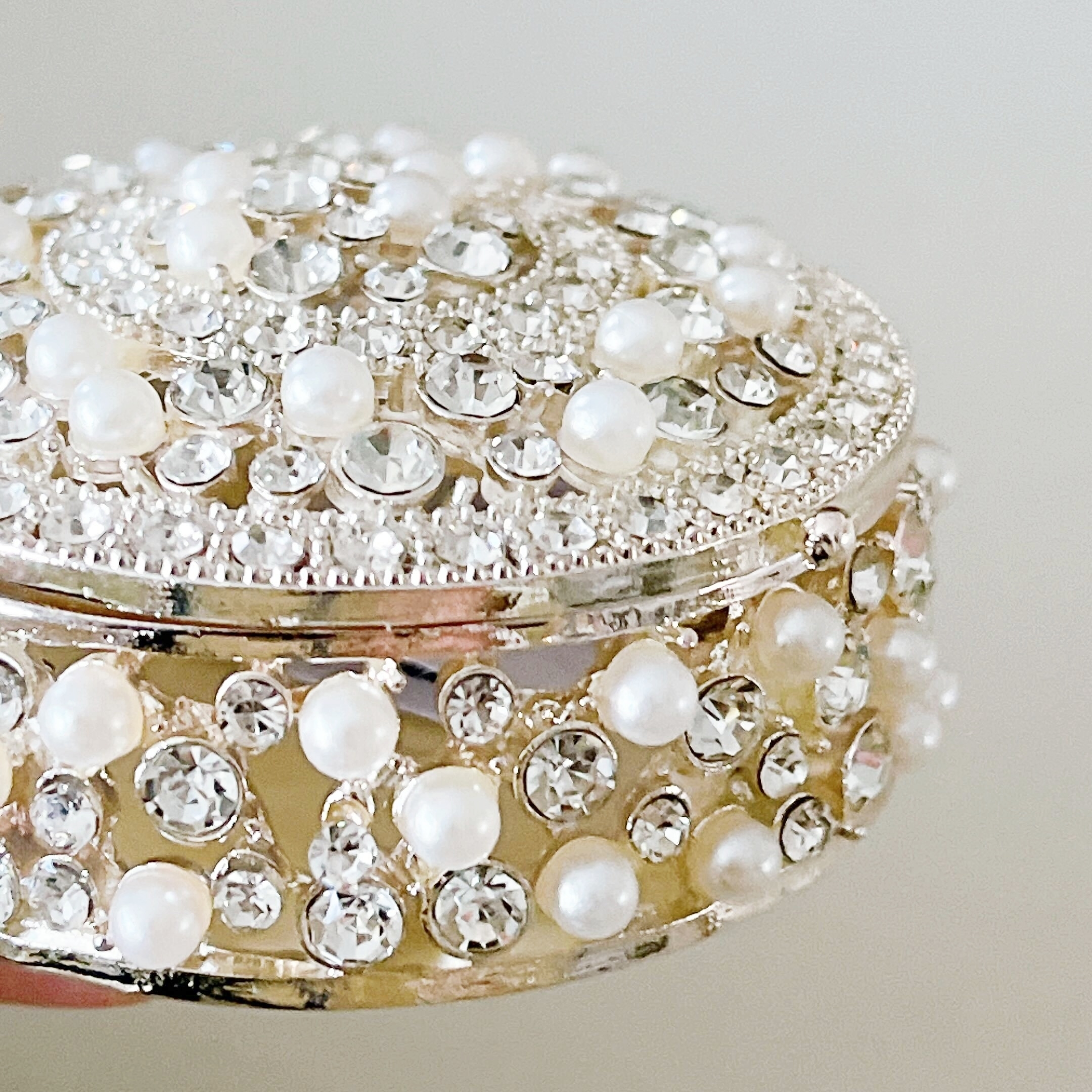 Francfranc（フランフラン）のオススメの雑貨「サリー グリッター ケース ホワイト」