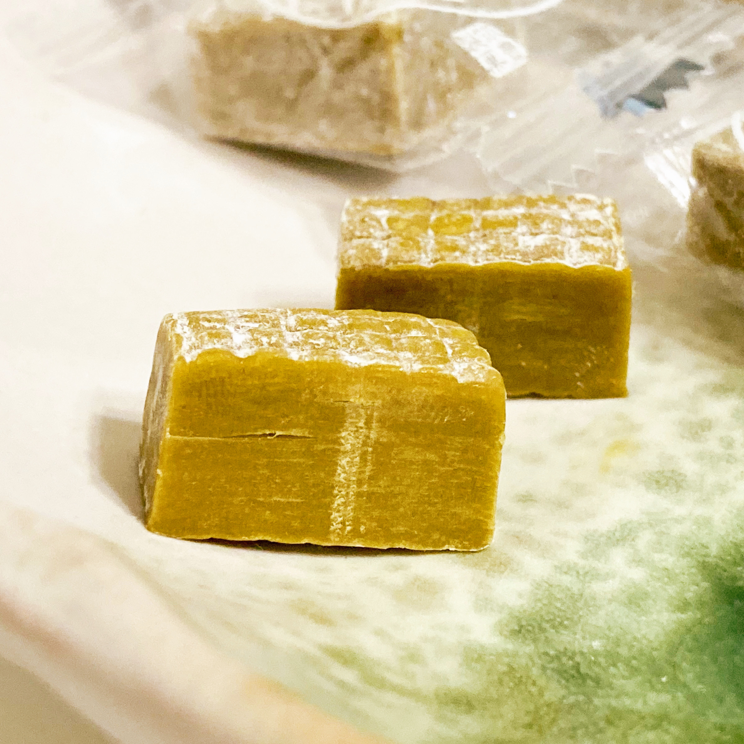 DAISO（ダイソー）のおすすめお菓子「筑豊製菓 福岡抹茶キャラメル 65g」