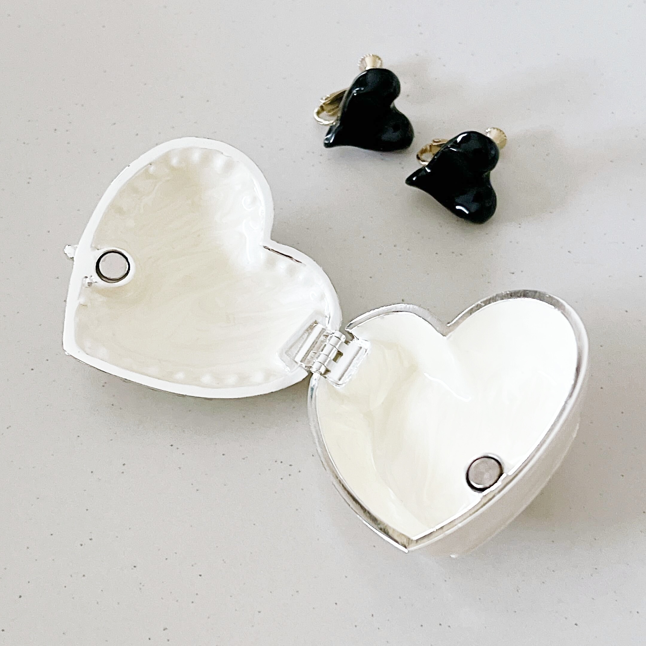 Francfranc(フランフラン)のオススメの雑貨「ハートケース S サリー ラインストーン」