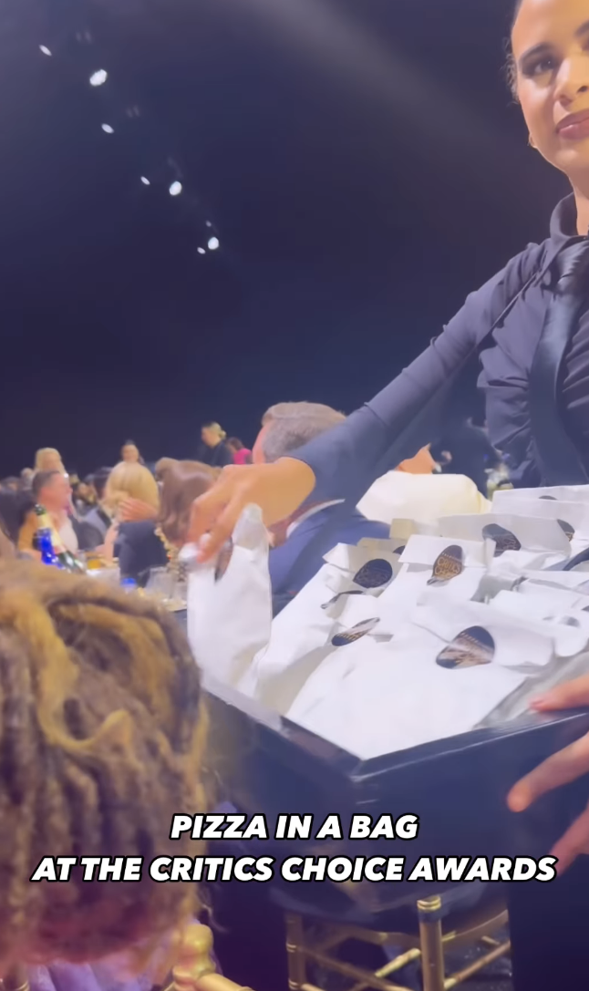 Struggle pizza served at Critics Choice Awards Weekend Era | ResetEra