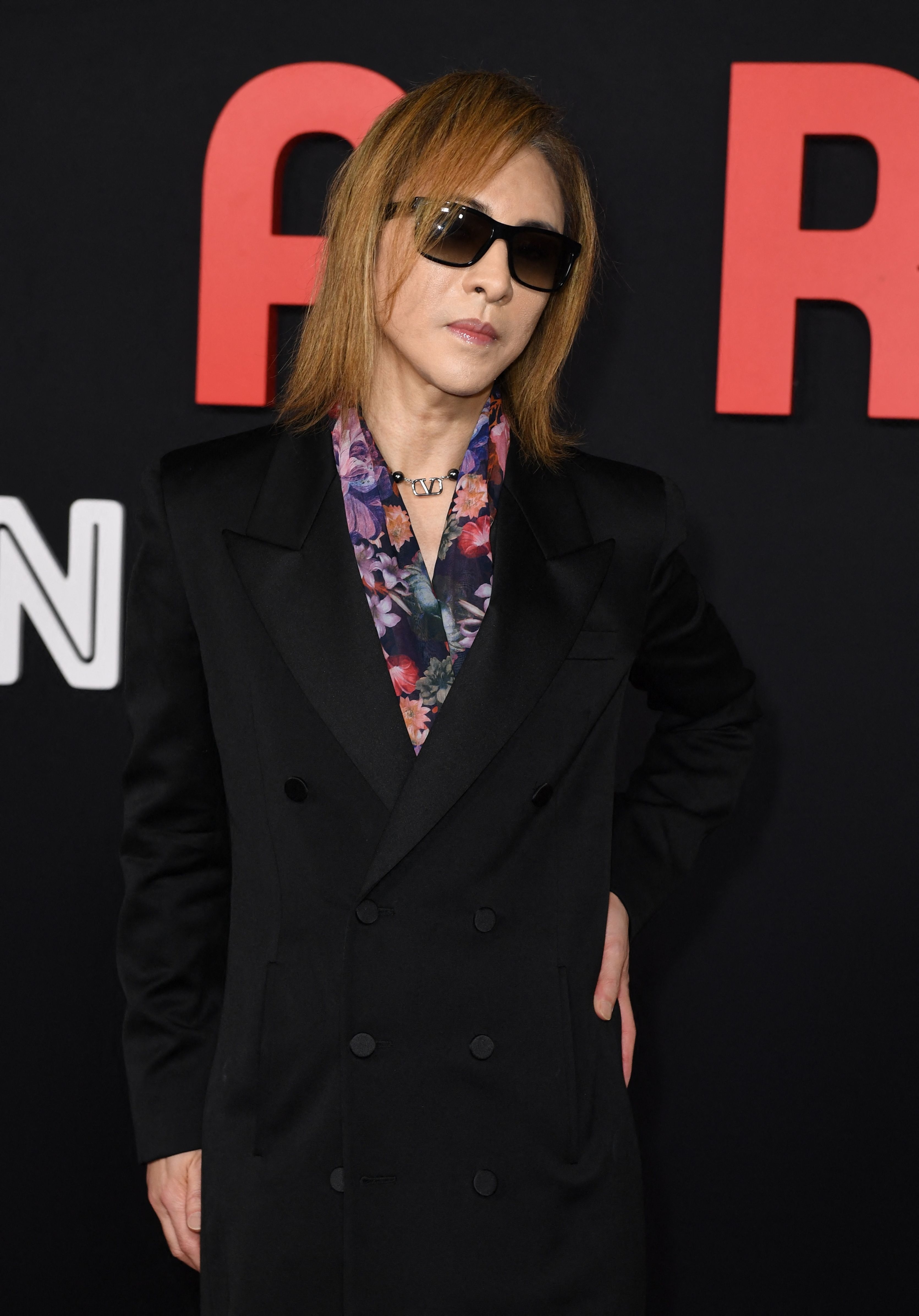 YOSHIKI、私物のクリスタルピアノが4000万円で落札される→全額寄付に「心から感謝」「素晴らしい行動と決断力」の声