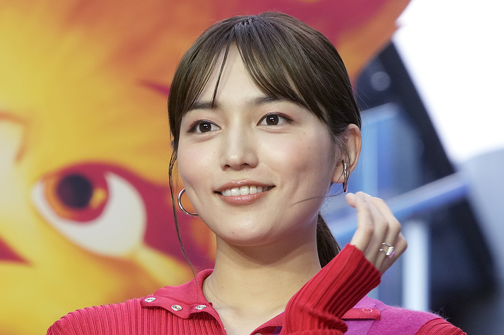 川口春奈　抱き枕カバー