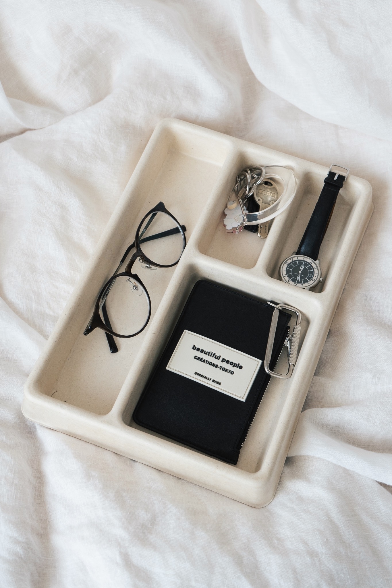 イケアの便利グッズ「HÖNSNÄT ホーンスネートケーブルオーガナイザー 引き出し用」