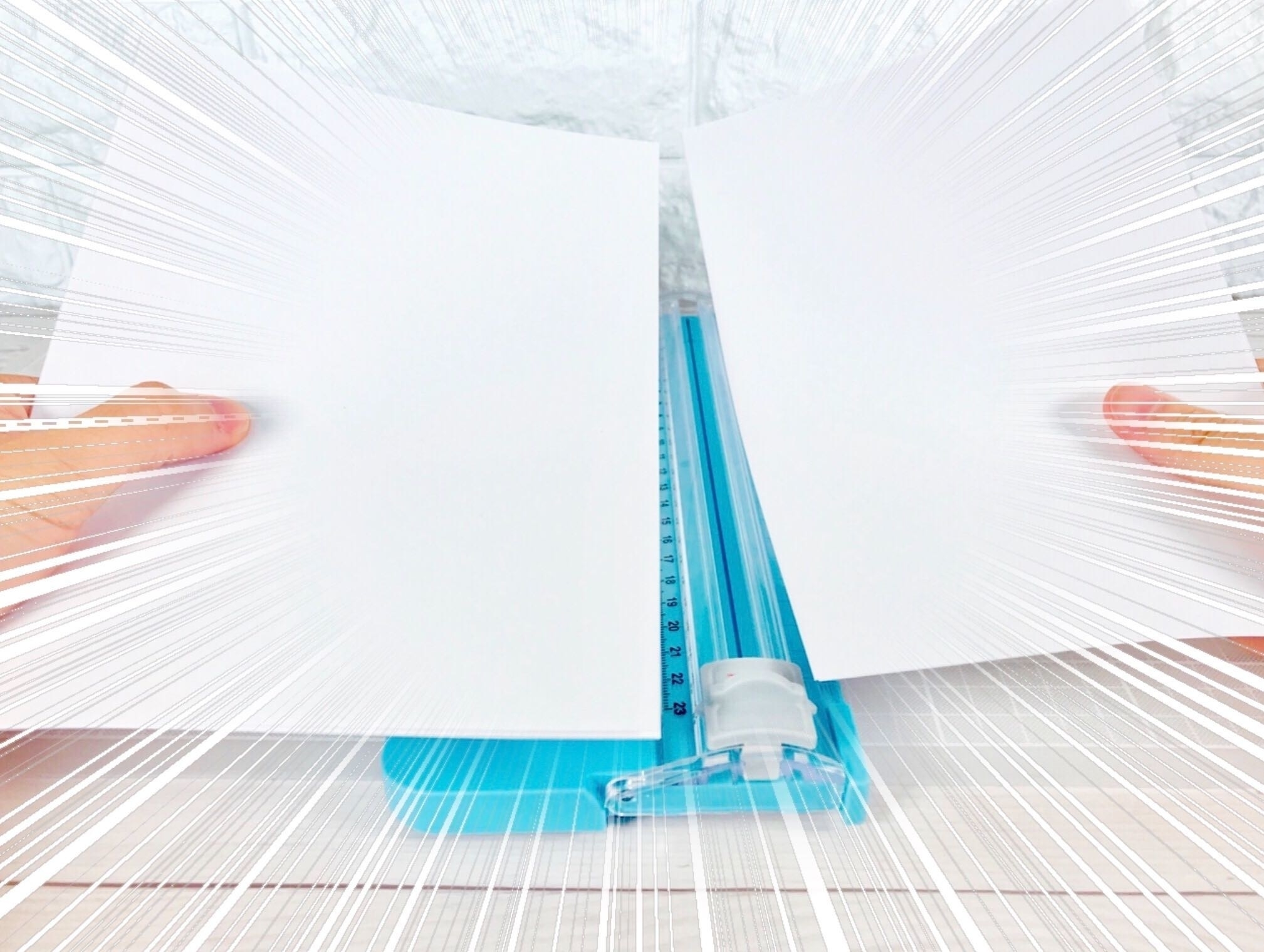 ダイソーのおすすめ文房具「ペーパーカッター」