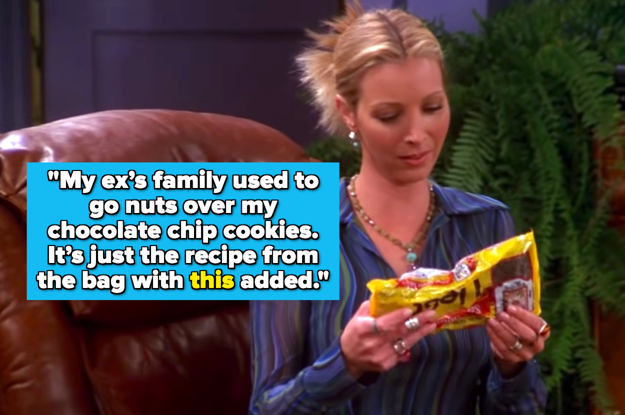 phoebe from friends holding a bag of nestle chocolate chips