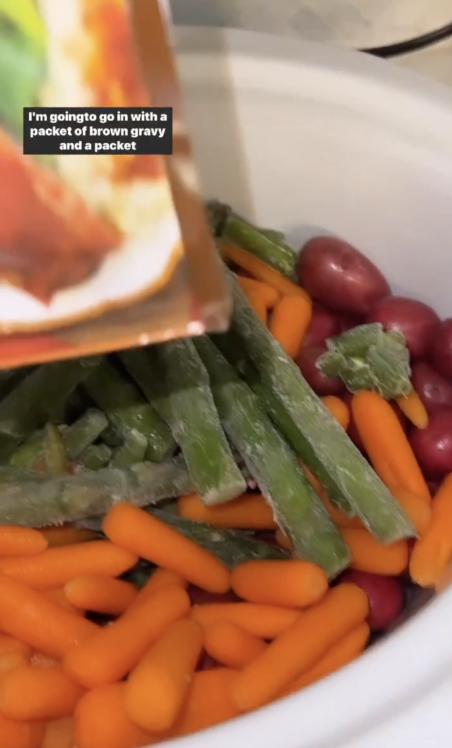 all of the veggies in a bowl