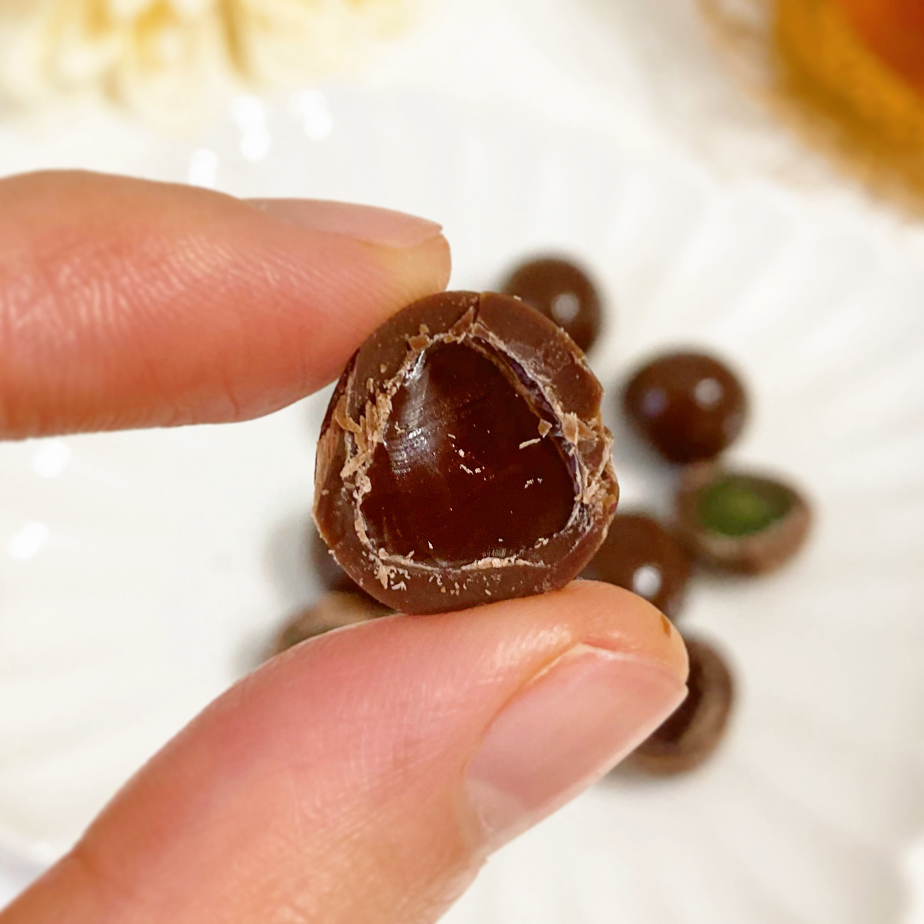DAISO（ダイソー）のおすすめチョコ「グミinチョコ いちごグミ＆ミルクチョコレート」