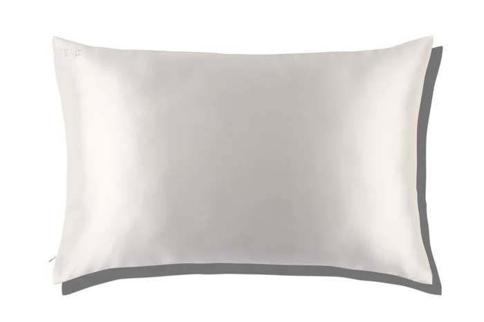 The white silk pillowcase
