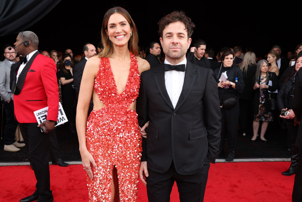 Mandy Moore and Taylor Goldsmith