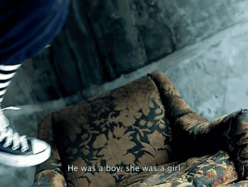 avril lavigne singing he was a boy, she was a girl and jumping on couch