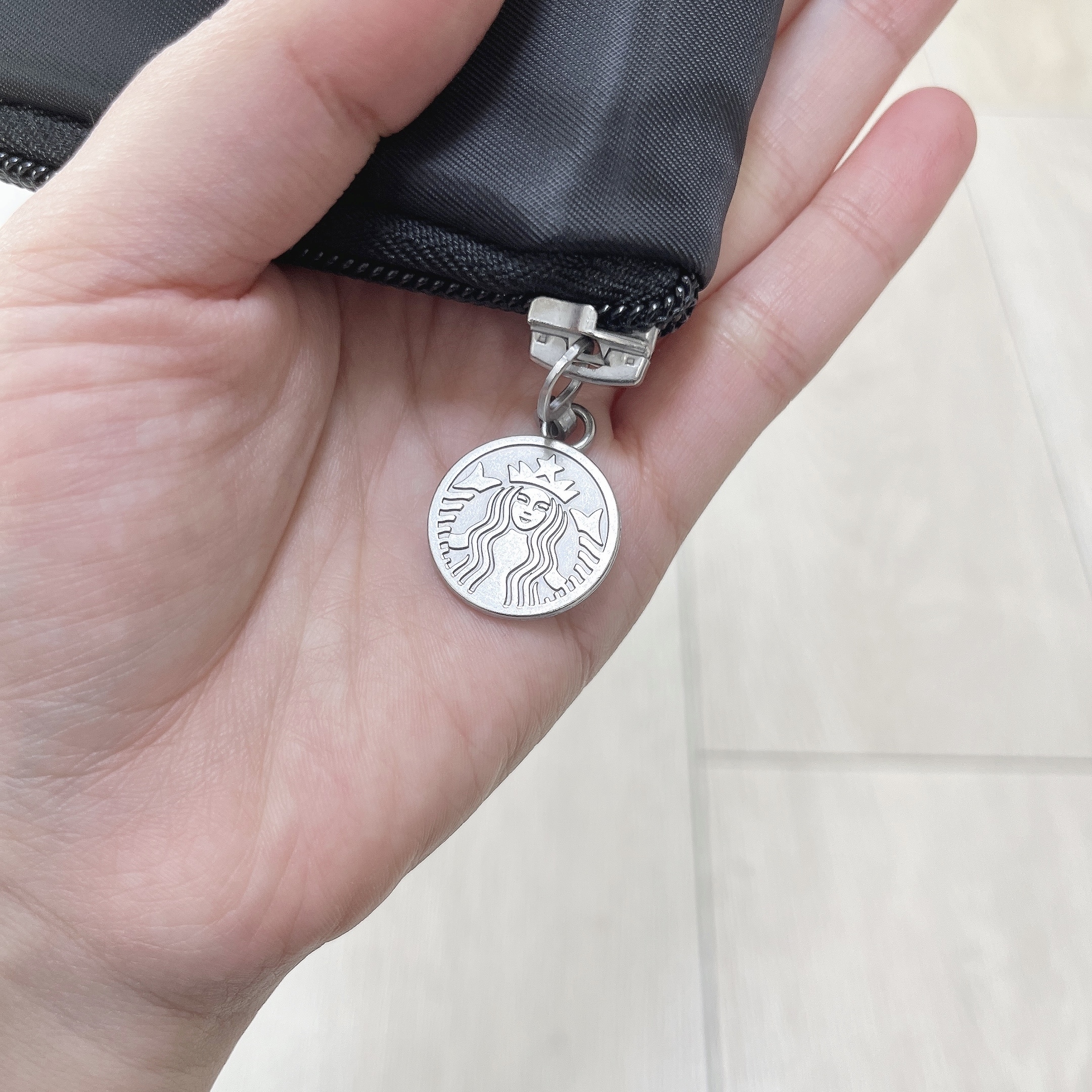 スタバの「大容量トートバッグ」がオシャレで買って大正解だった