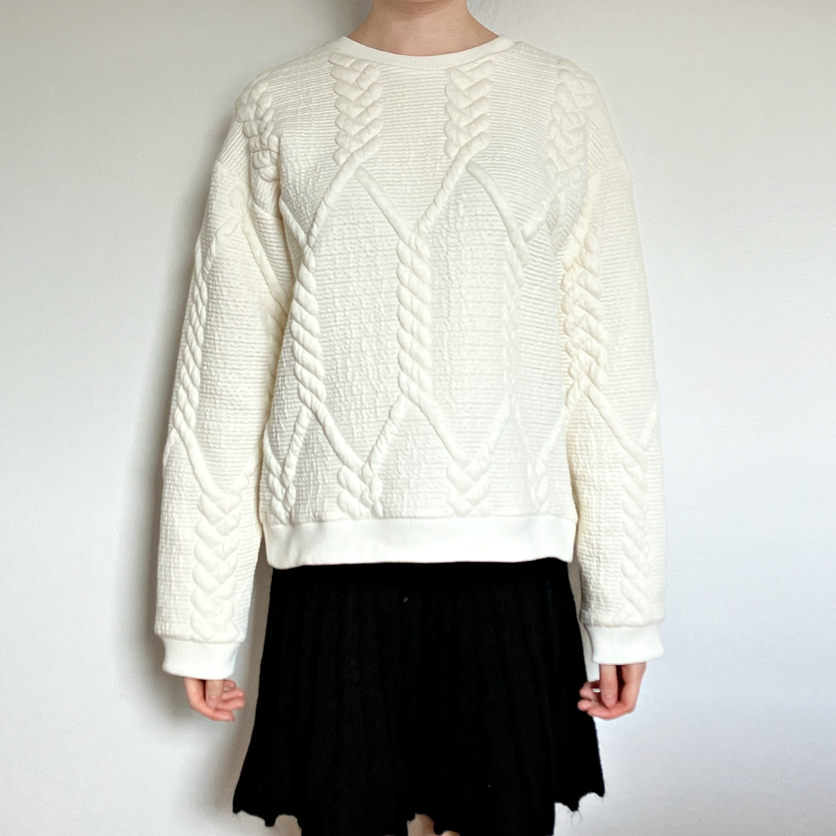 画像・動画】本命スウェットはこれ！太めな縄模様がかわいいZARA