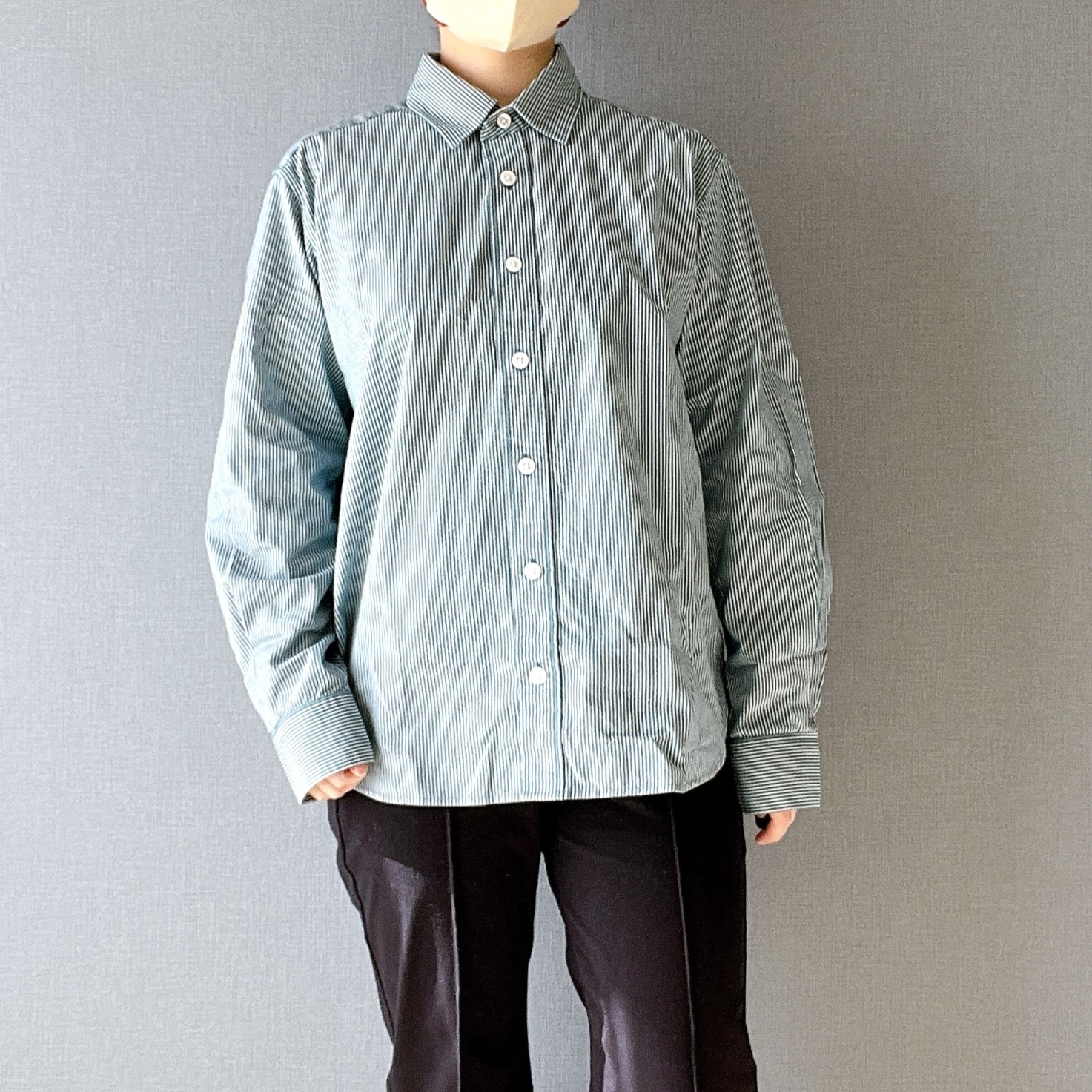 無印良品のオススメのシャツ「婦人 洗いざらし ブロードレギュラーカラー長袖シャツ」