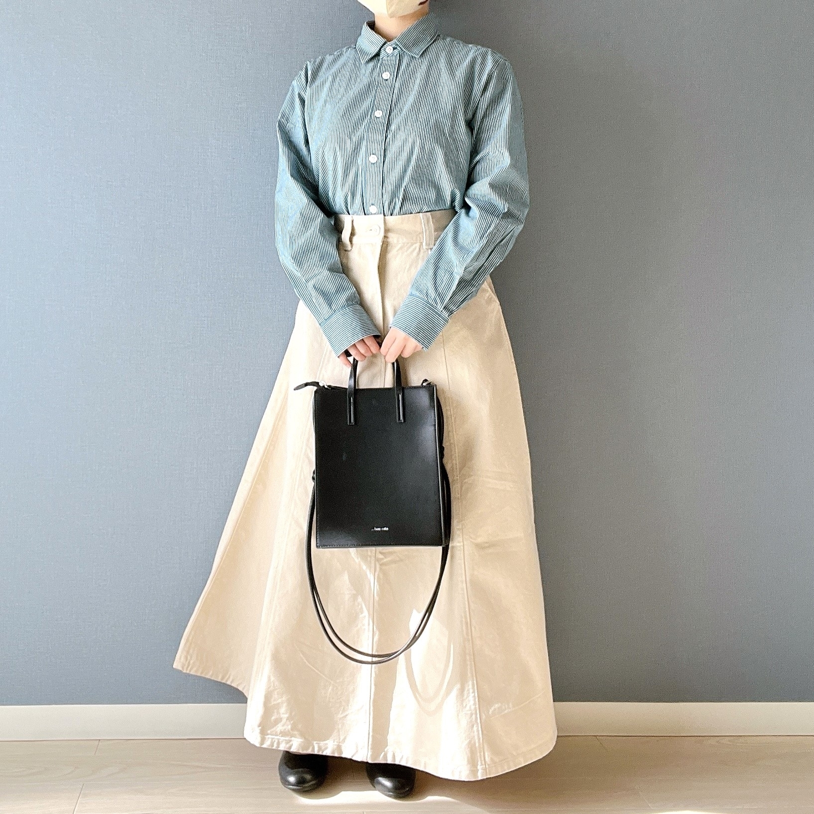 無印良品のオススメのシャツ「婦人 洗いざらし ブロードレギュラーカラー長袖シャツ」のコーディネート