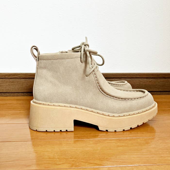 GU（ジーユー）のおすすめブーツ「チロリアンブーツ+X」