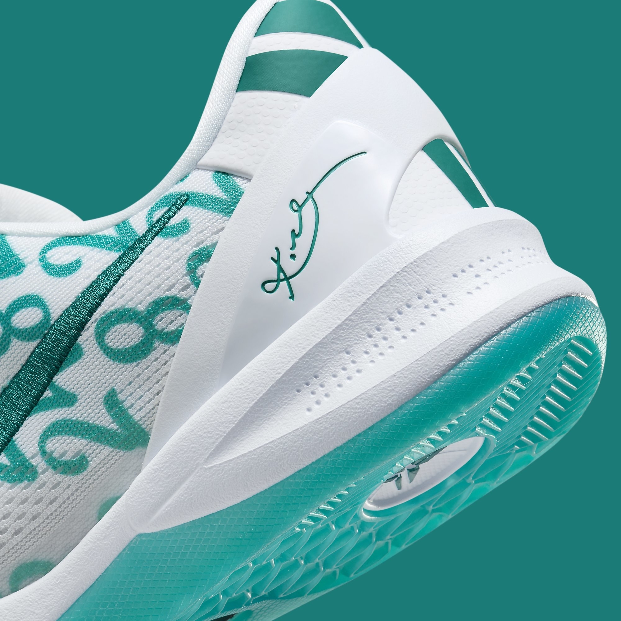 Nike Kobe 8 Radiant Emerald Release Date FQ3549-101 Heel Detail