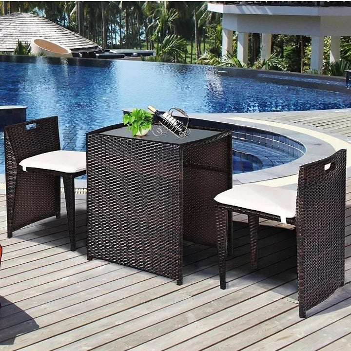 the wicker patio set