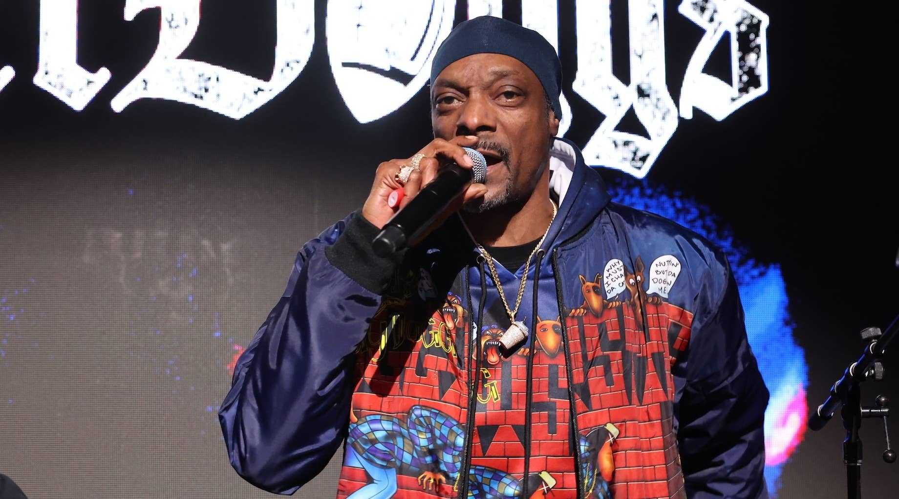 Snoop Dogg Calls Out Los Angeles Lakers Tauren Prince for 'Looking Like ...