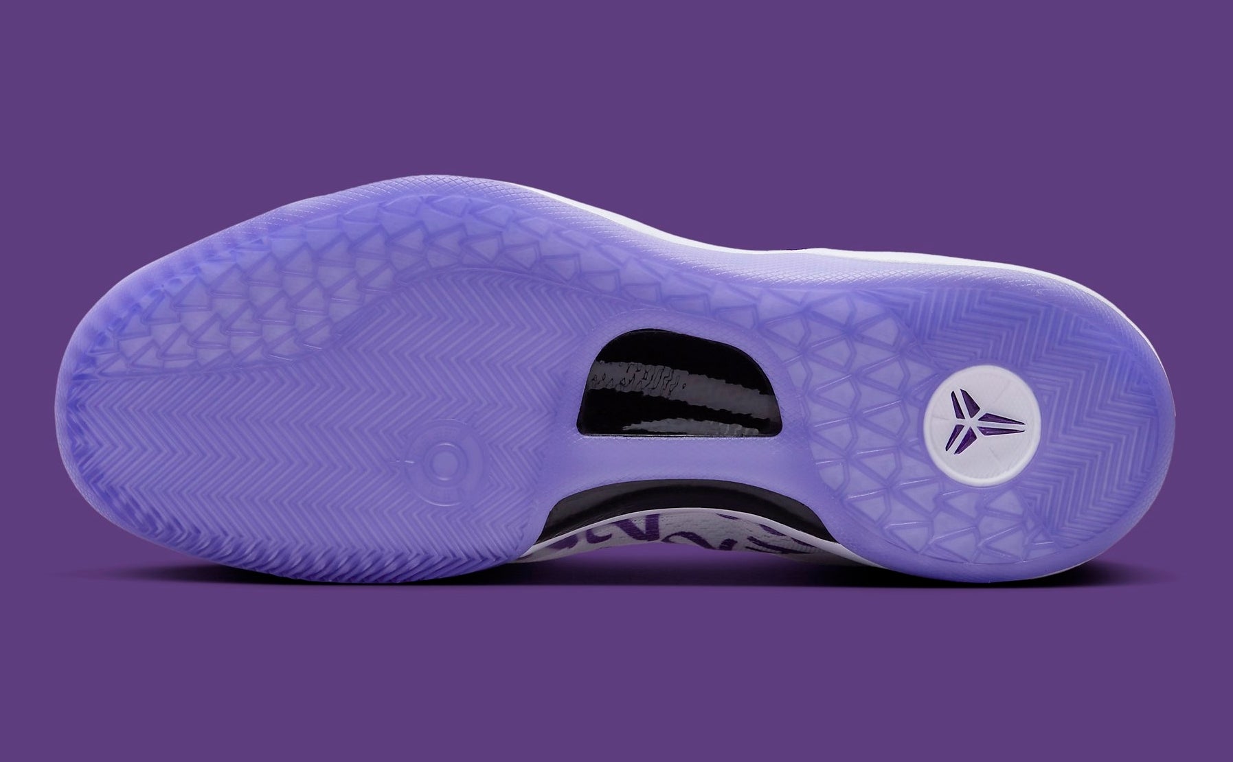 Nike Kobe 8 Court Purple Release Date FQ3549-100 Sole