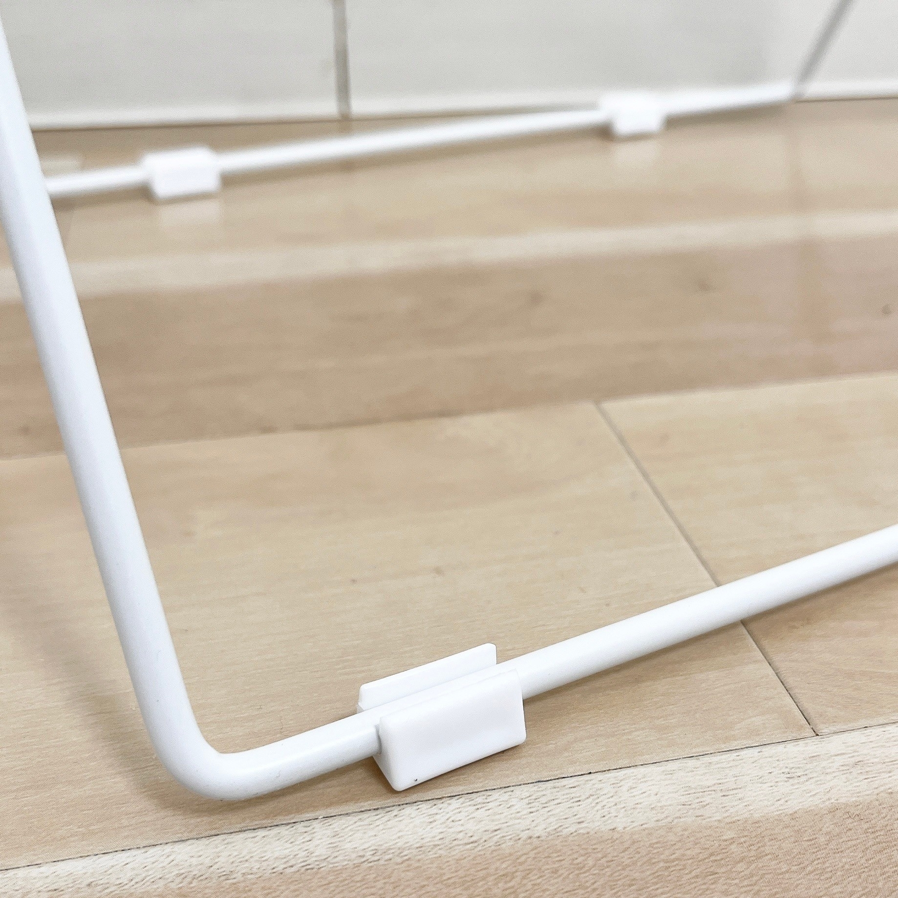 NITORI（ニトリ）のオススメのグッズ「分別ゴミ袋スタンド（Pブラン ホワイト）」