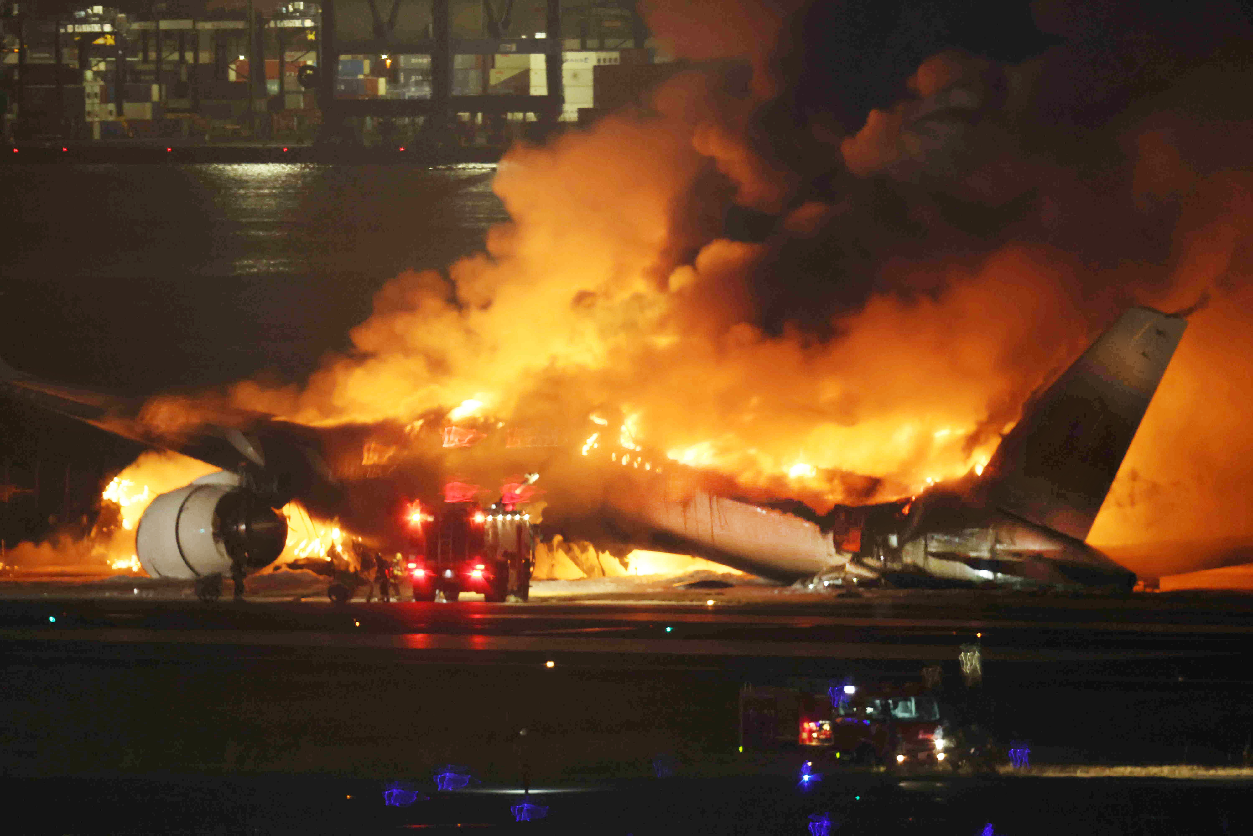 JAL、3月31日までの予約を「変更、払い戻しを承ります」516便の事故の