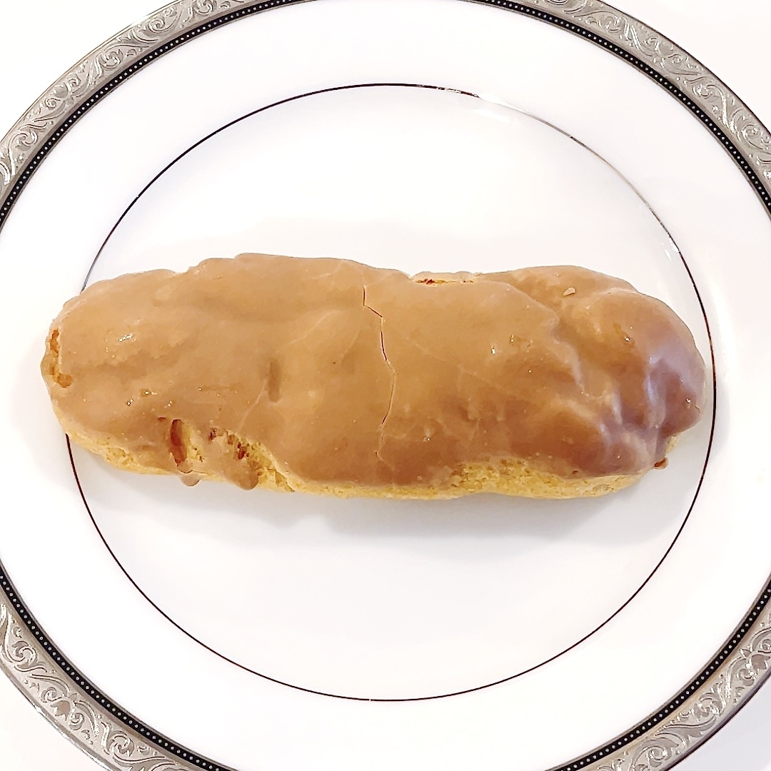 コージーコーナーのオススメのスイーツ「エクレア（モカ）」