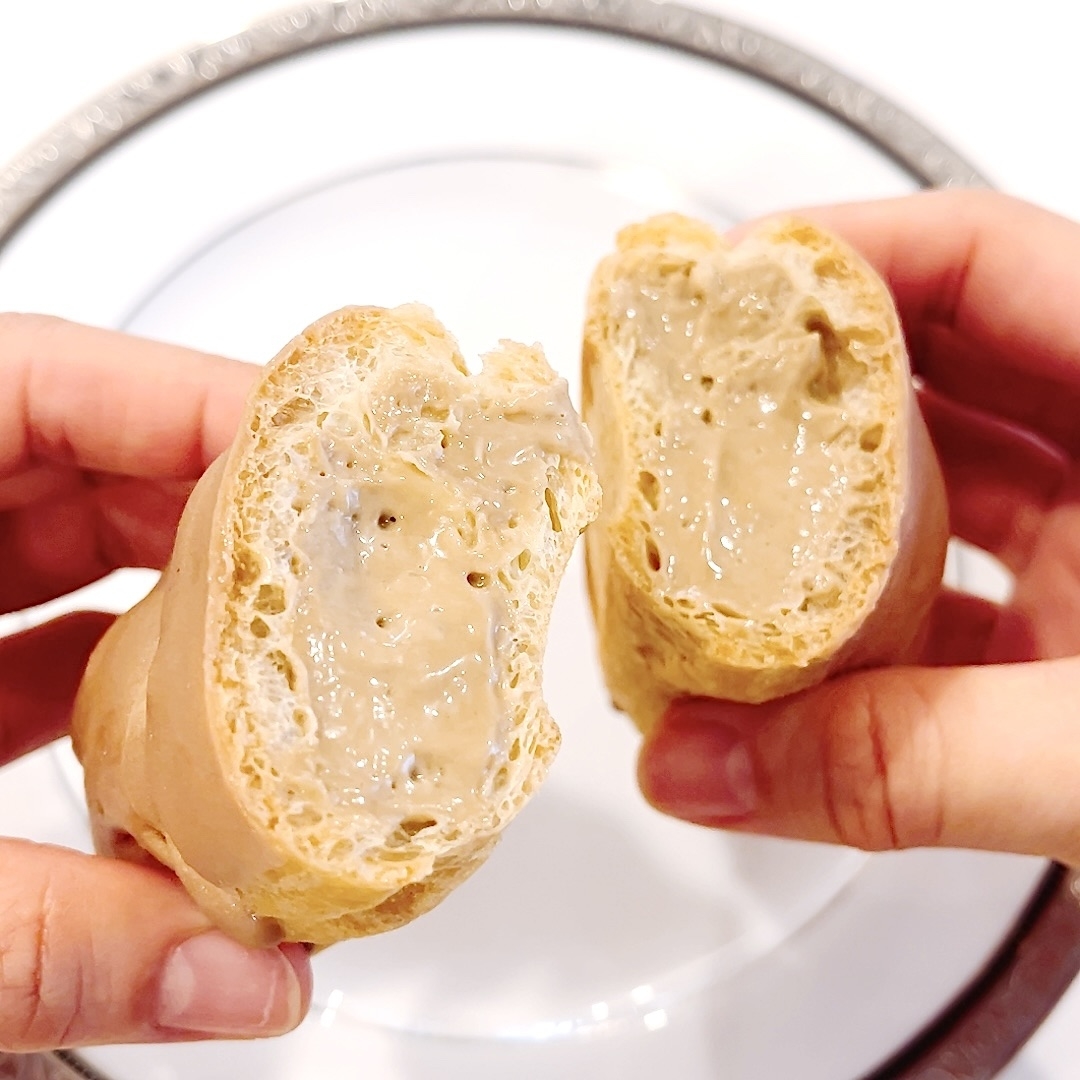 コージーコーナーのオススメのスイーツ「エクレア（モカ）」