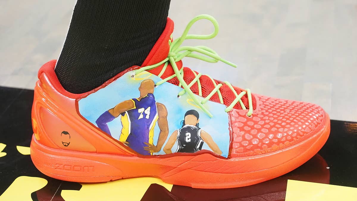 'Reverse Grinch' customs feature artwork of the late basketball icon and his daughter.