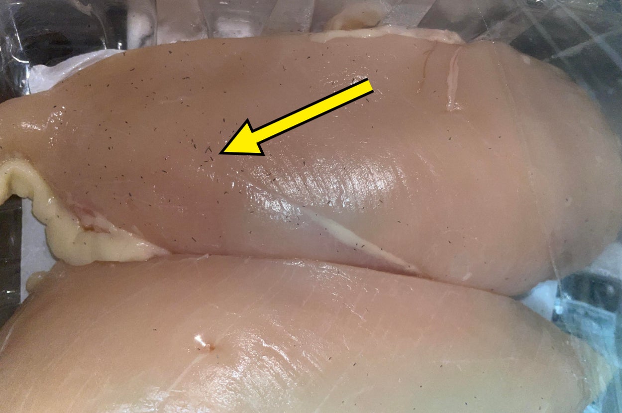 People Are Sharing The Major WTF Moments They Experienced When Eating At Someone Else's Home