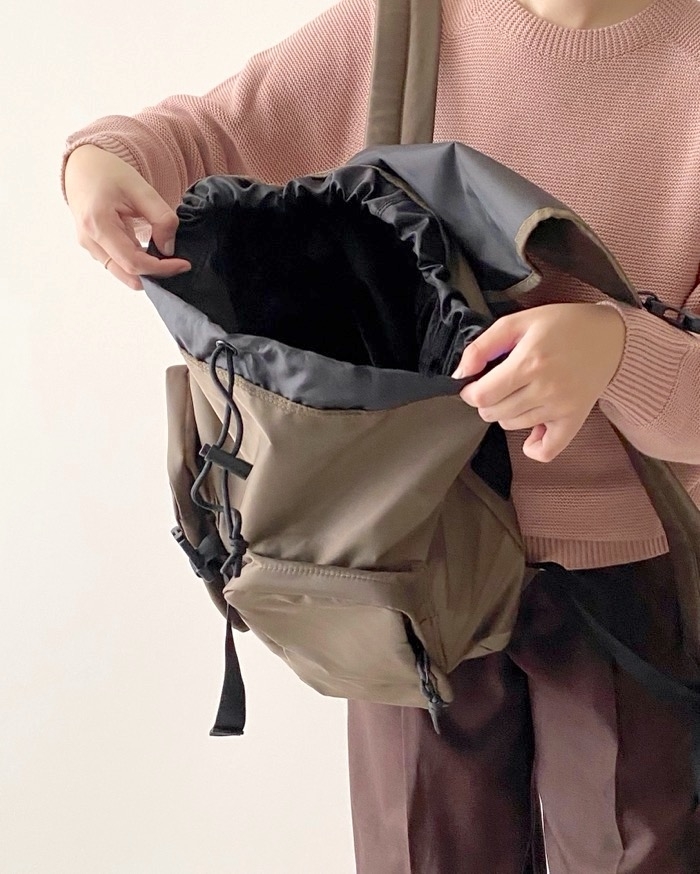 GU（ジーユー）のおすすめバッグ「ナイロンツイルバックパック+E」