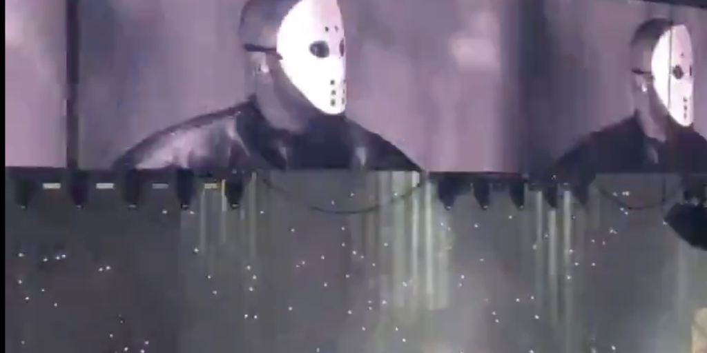 Travis Scott Brings Out Kanye West to Perform "Runaway" and More in a Jason Voorhees Mask - Vimarsana News