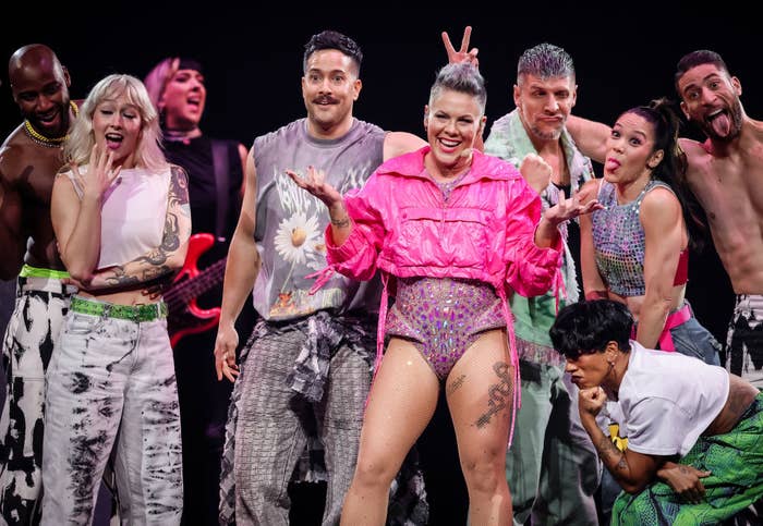 pink with her dancers