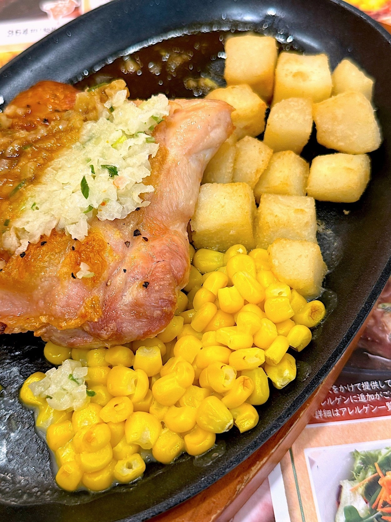 サイゼリヤのおすすめのメニュー「若鶏のディアボラ風」