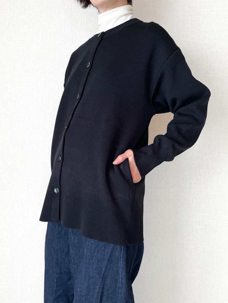 GU（ジーユー）のオススメファッションアイテム「オーバーサイズクルーネックカーディガン（長袖）Z」