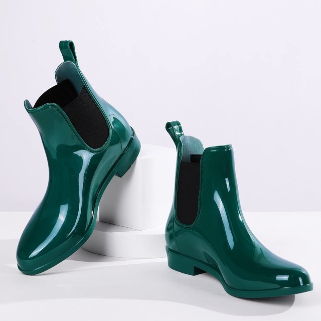 the boots in green