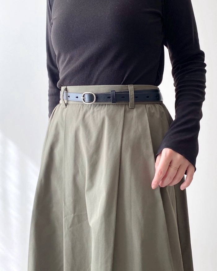 GU（ジーユー）のおすすめのレディースアイテム「タックフレアミディスカート+E（丈標準81.0～85.0cm）」