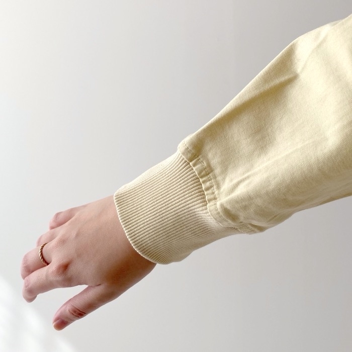 GU（ジーユー）のおすすめのレディースアイテム「クロップドリブブルゾン+E」