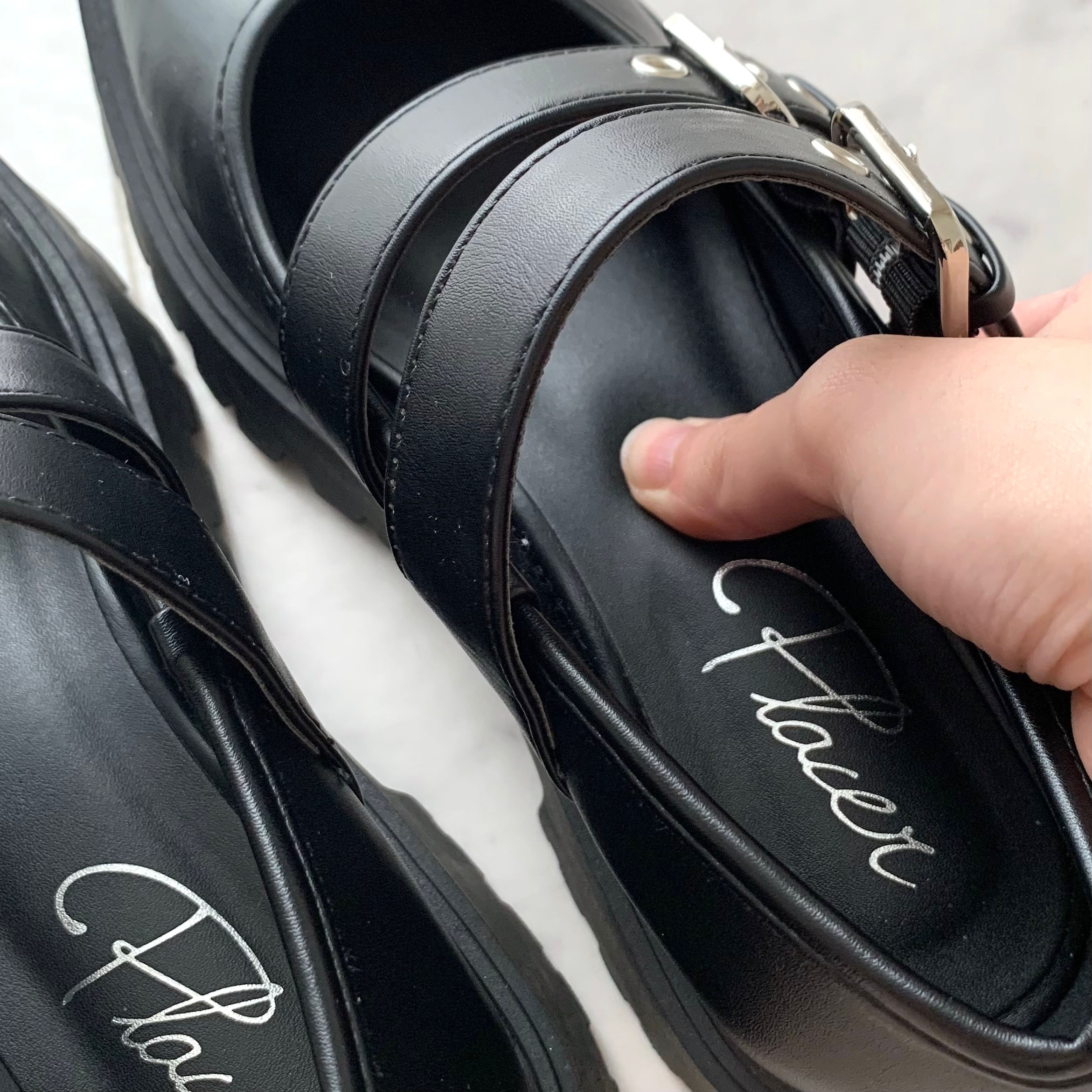 しまむらのオススメの靴「シューズ（Placer）」