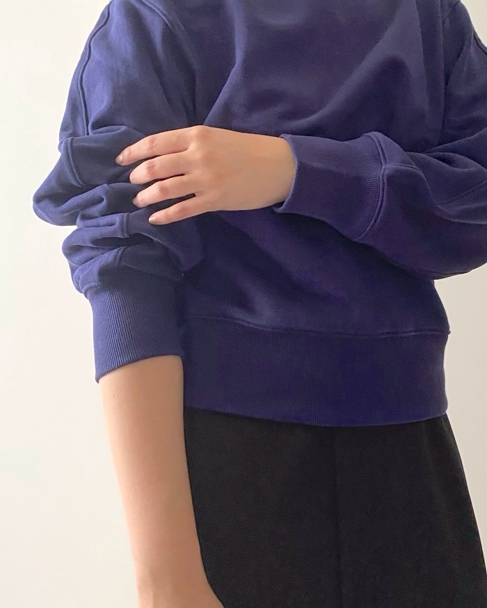 ユニクロのオススメのスウェット「スウェットクルーネックシャツ（長袖）」