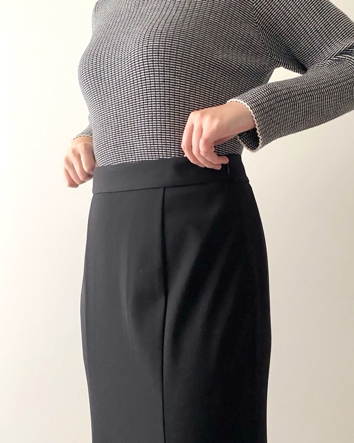 GUのオススメのスカート「カットソーマーメイドロングスカートZ+E」