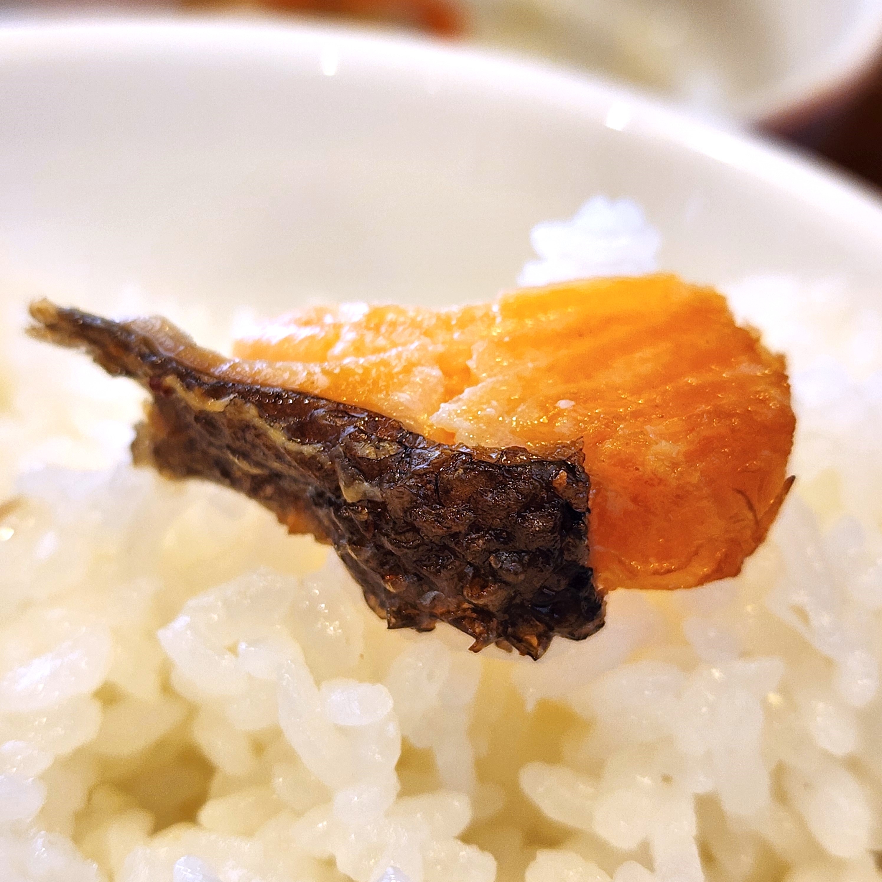 ガストのおすすめモーニング「焼鮭朝定食」