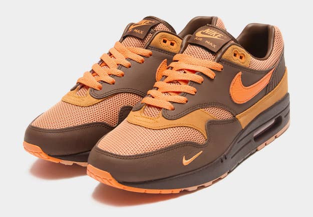 Nike Air Max 1 King's Day Release Date HF7346-200 Pair