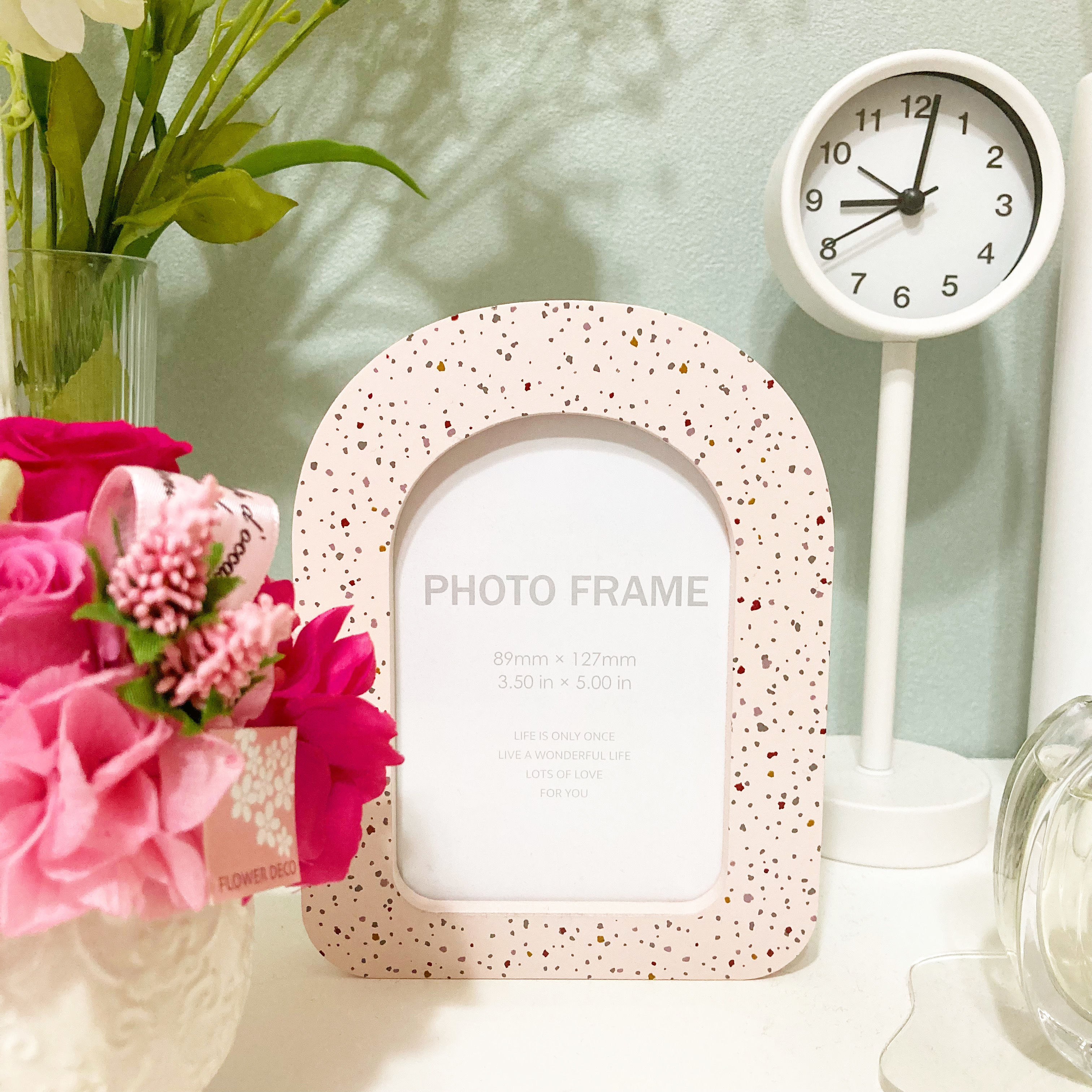 DAISO（ダイソー）のおしゃれインテリア「MDFフォトフレーム（アーチ型、L判）」